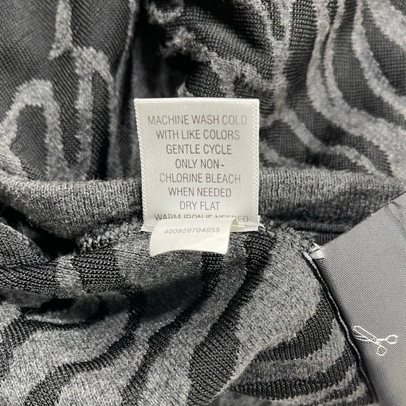 Dana Buchman gray and black animal print open front cardigan women’s size L - Picture 9 of 14